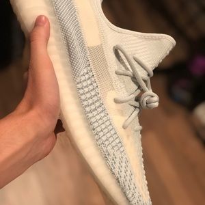 Yeezy Boost 350 V2 ‘Cloud White’
